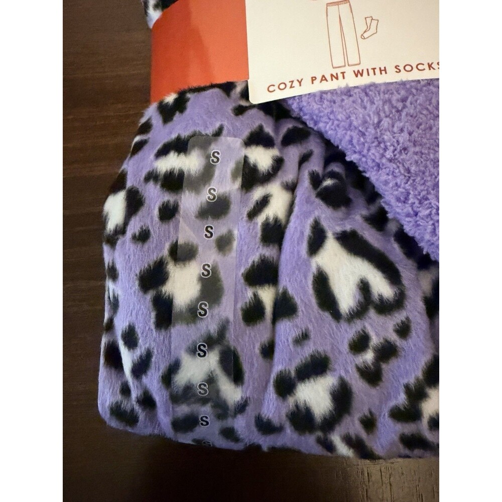 Sleep Chic Fleece Pajama Pants w/ Socks Purple Cheetah Animal Print Size S - Picture 3 of 6